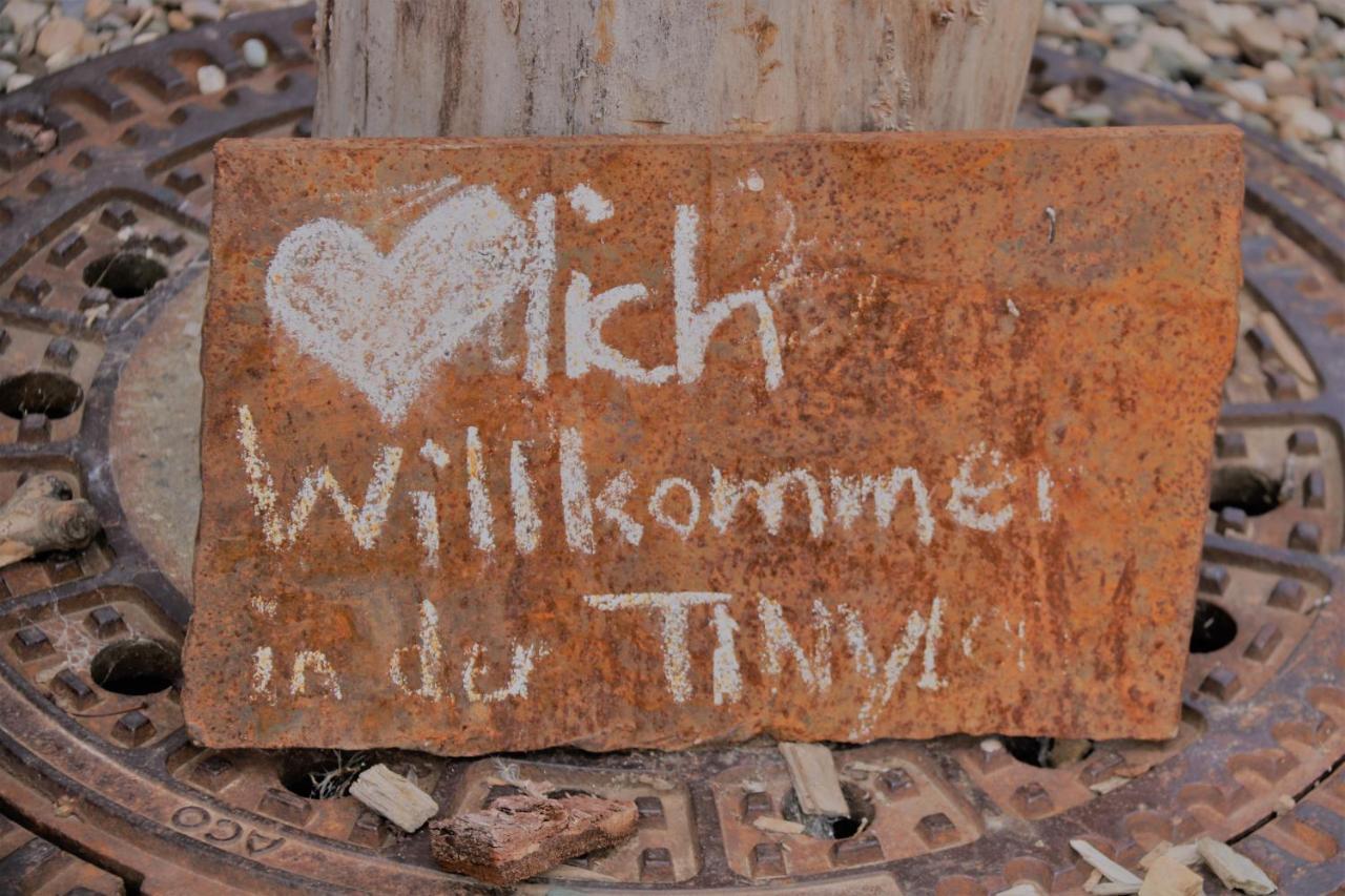 Tinylodge Am Ellertshaeuser See Stadtlauringen المظهر الخارجي الصورة